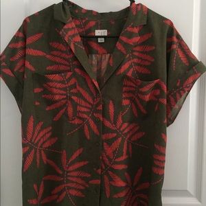 retro inspired hawaiian blouse